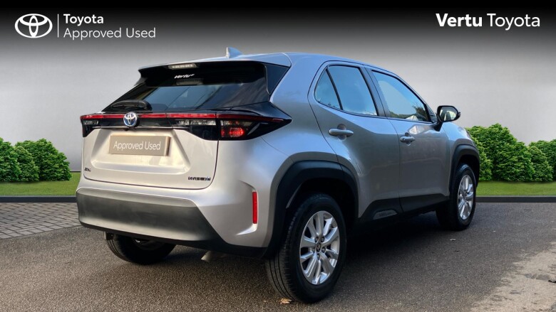 Toyota Yaris Cross 1.5 Hybrid Icon 5dr CVT Hybrid Estate